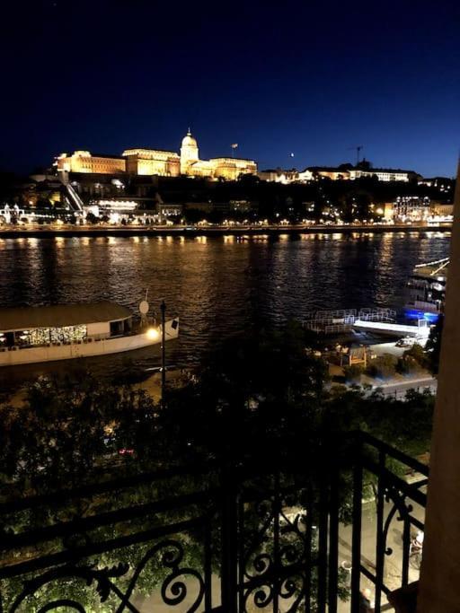 Baroque Danube Panorama Red Apartamento Budapeste Exterior foto