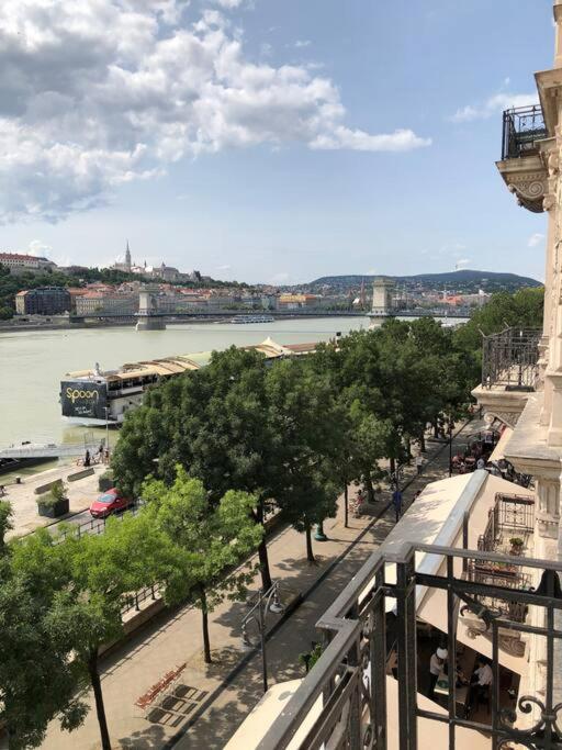Baroque Danube Panorama Red Apartamento Budapeste Exterior foto